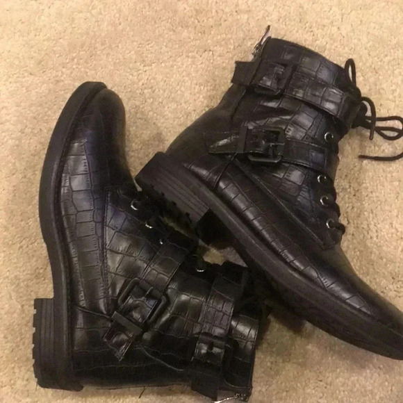 Wanted Black Quilted Look Booties-Size 8 - Picture 1 of 5